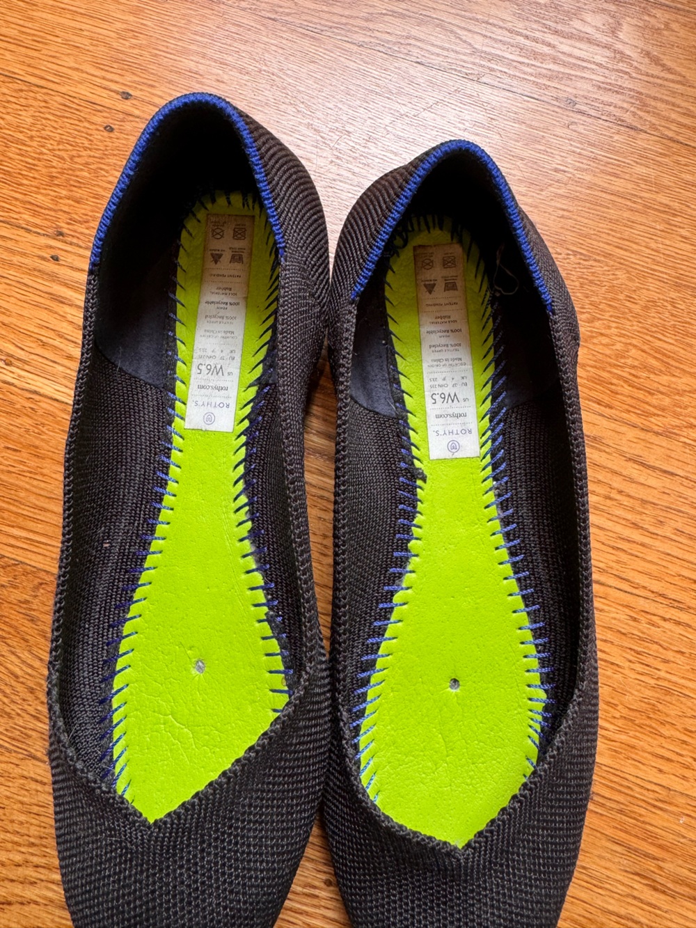 Rothy's Women's the Point I -  Knit Flats — Black Sz 6.5 - Picture 4 of 9